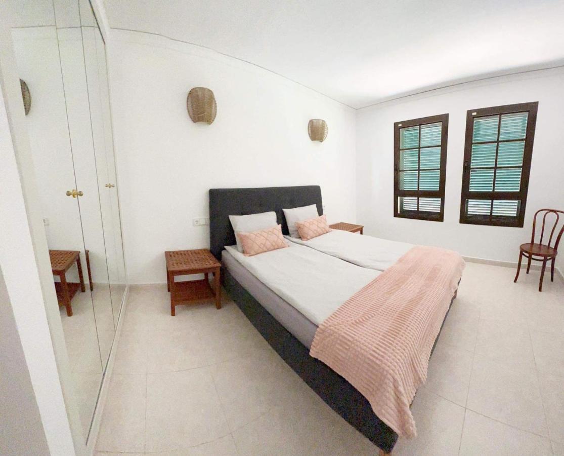 Luxury Apartments Mascarat Альтеа Экстерьер фото