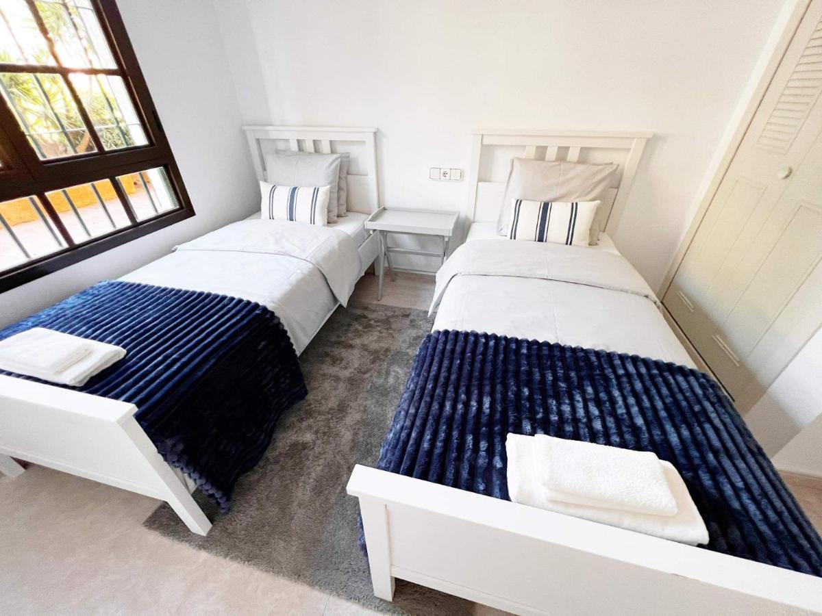 Luxury Apartments Mascarat Альтеа Экстерьер фото