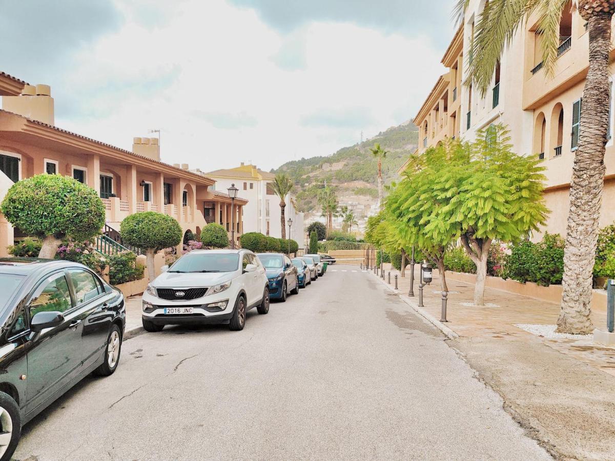 Luxury Apartments Mascarat Альтеа Экстерьер фото