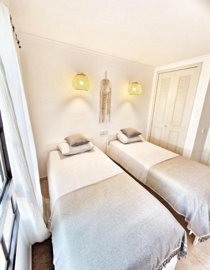 Luxury Apartments Mascarat Альтеа Экстерьер фото