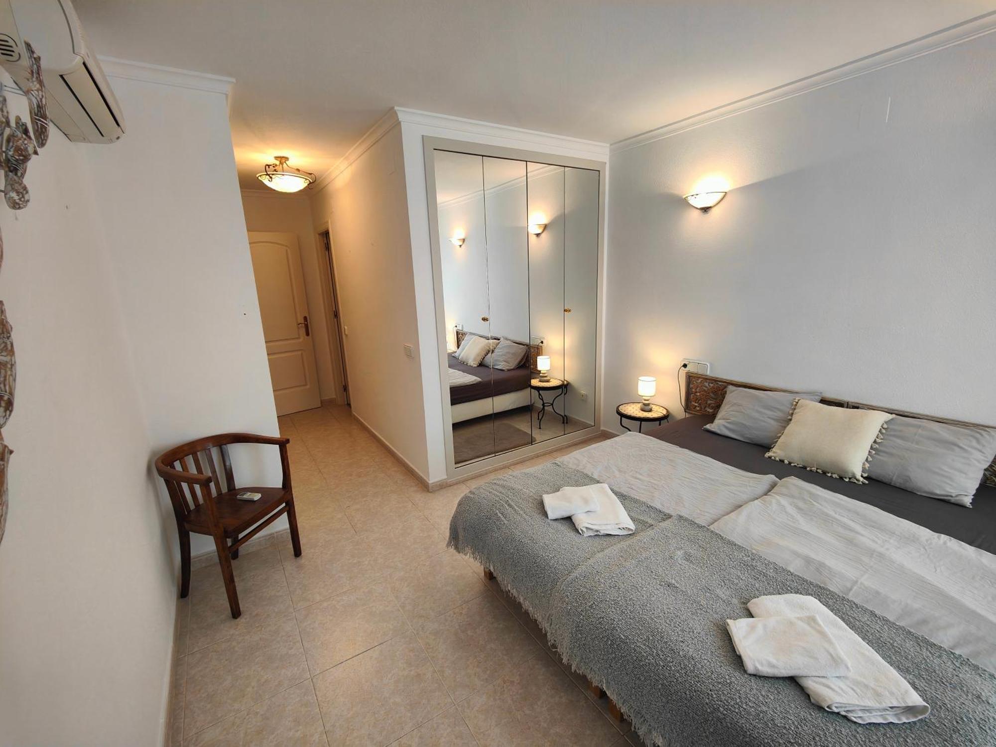 Luxury Apartments Mascarat Альтеа Экстерьер фото